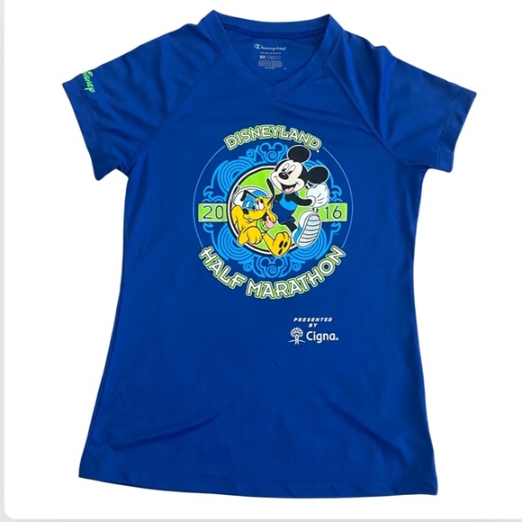 NEW Women’s runDisney DISNEYLAND Half Marathon 2016 Tech Race Shirt Small S - Picture 2 of 6